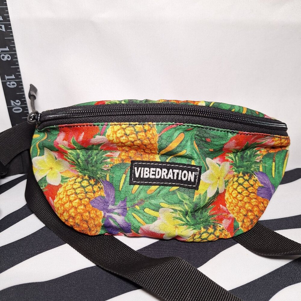 Vibedration Sling/Fanny Pack - Tropical - Used